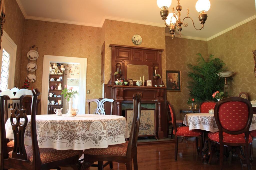 Bybee'S Historic Inn 杰克逊维尔 外观 照片